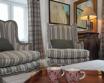 Auberge De La Poulcière - Gerardmer - Sala de estar