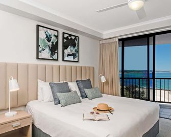 Mantra Coolangatta Beach - Coolangatta - Bedroom