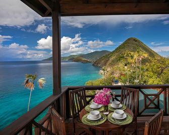 The Treehouse at Steele Point - West End - Balcón