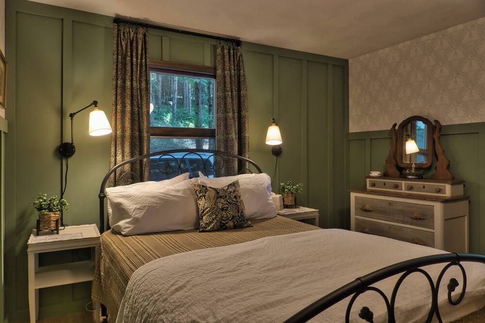The Cranberry Cottage @ Hills Creek - Wellsboro - Bedroom