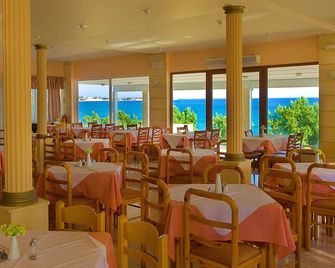 Ilyssion Beach Resort - Pefki - Restaurace