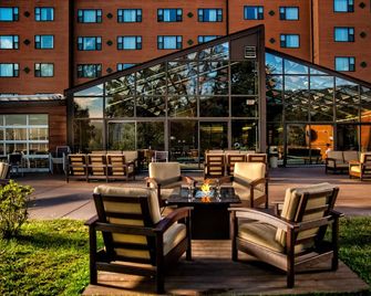 Rocky Gap Casino Resort - Flintstone - Patio
