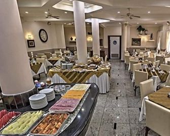 Hotel da Vinci - Serra Negra - Restaurace