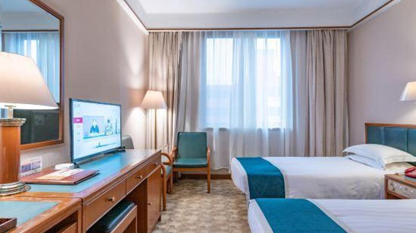 Hangzhou Overseas Chinese Hotel