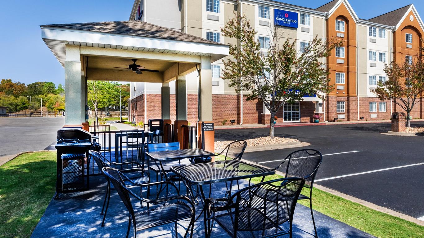 Candlewood Suites Fayetteville-Univ Of Arkansas