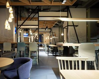 B&B HOTEL Warszawa-Okęcie - Varsovia - Restaurante