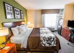 Sleep Inn and Suites Princeton I-77 - Princeton - Bedroom