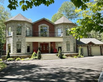 The perfect get away by the Georgian Bay! - Penetanguishene - Edificio
