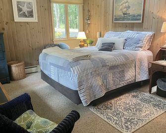 Secluded Waterfront Location With Dock - Stonington - Phòng ngủ