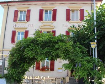 Hôtel de la Gare - Yvonand - Budova