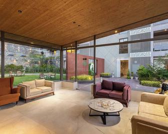 Stone Wood Premier Kumbhalgarh - Kumbhalgarh - Lobby