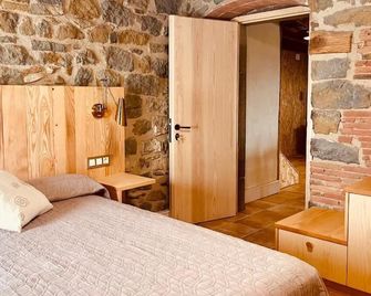 Casa rural Mas Arimany - Cantonigròs - Habitación