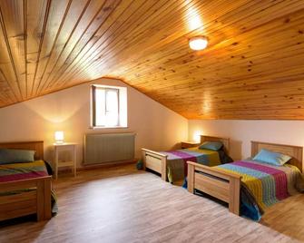 Gîte familial avec jardin clos, idéal pour randonnées et escapades nature, animaux acceptés - FR-1-496-196 - Saint-Jean-la-Vêtre - Habitación