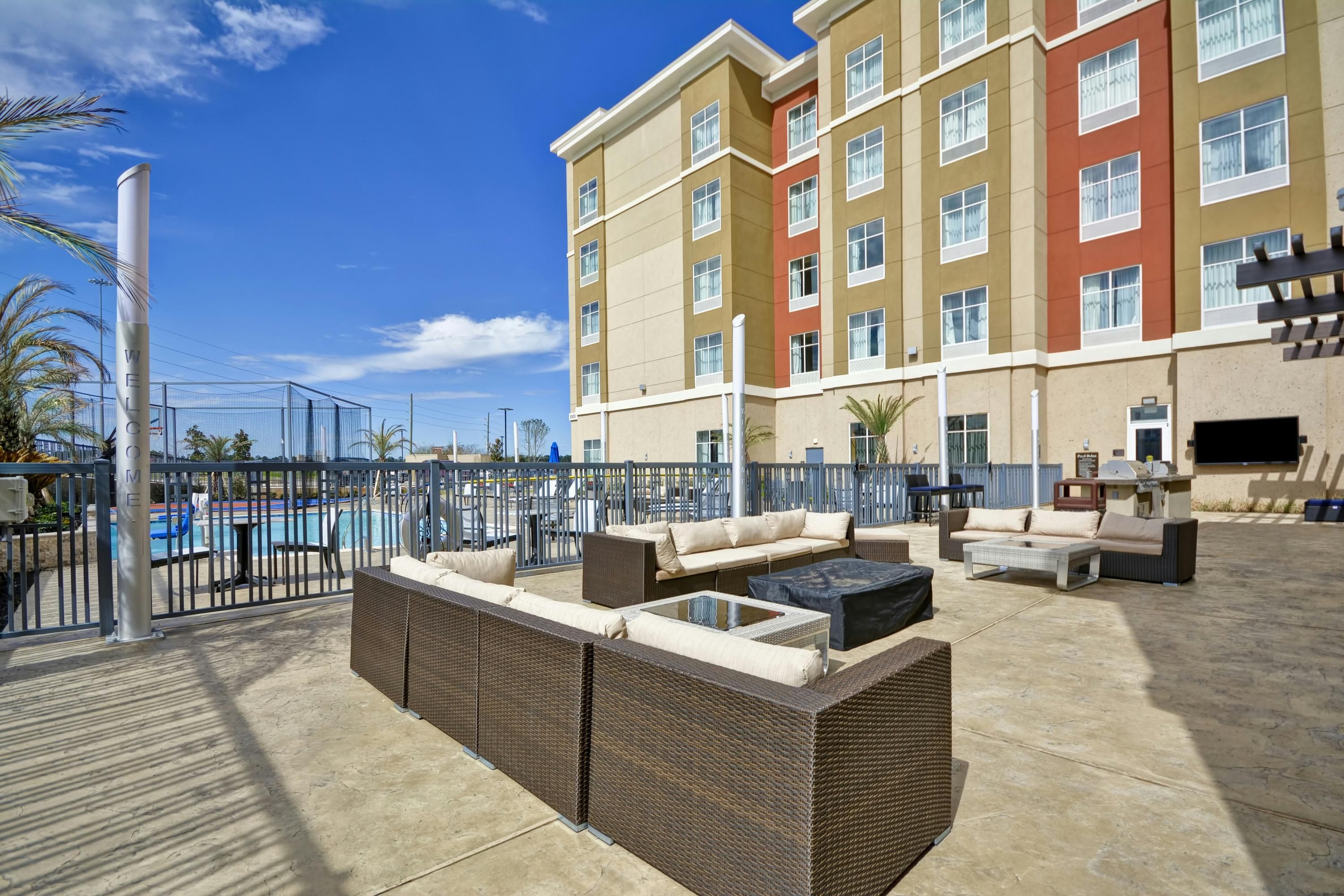 Homewood Suites by Hilton Conroe - Conroe - Балкон