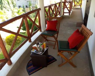 Sea Breeze villas - Diani Beach - Balcony