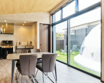 Mt Fuji Resort Glamping Yamanakako - Yamanakako - Salle à manger
