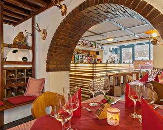 Refugio Laudegg - 拉迪斯 - 餐廳