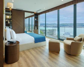 Ciragan Hotel Bosphorus - Istanbul - Bedroom