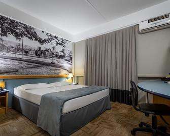 Brivali Hotel Centro - Caçador - Habitación