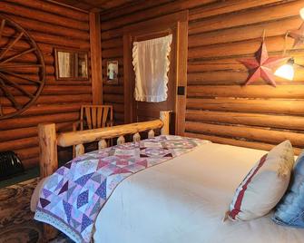 Bear Creek Ranch Bed & Breakfast - East Glacier Park - Camera da letto