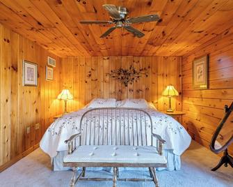 Spacious 8BD/7BA bed&breakfast on Beltzville Lake in Southern Poconos - Lehighton