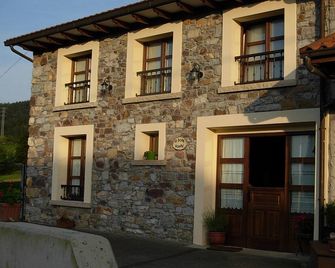 La Llosa Rodré - Carreño - Edifici