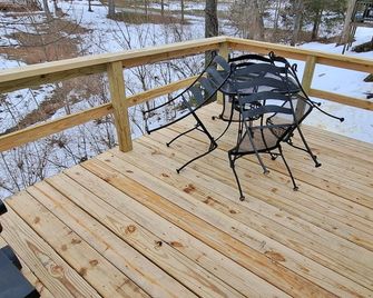 Stay N Play Cabin Close to Kinkaid Lake - Murphysboro - Balcón