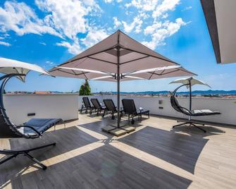 Villa Lavie Zadarvillas - Zadar - Parveke