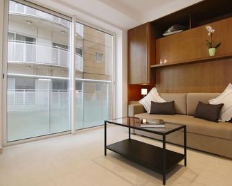 Bentley Holiday Apartments - West One - Gibraltar - Sala de estar