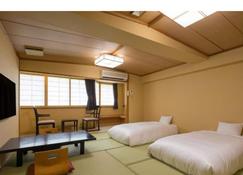Smoking 25 Japanesestyle rooms Room only For / Semboku Akita - 仙北 - 臥室