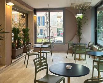 Hotel Concorde - בלאריה איג'אה מרינה - מסעדה