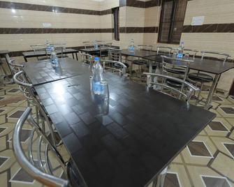 Shiv Shakti Wellness Resort - Rishikesh - Restaurant