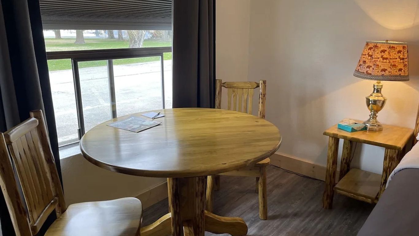 Kootenai Valley Motel