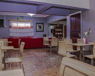 Beisa Hotel - Nanyuki - Restaurant