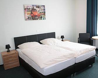 Hotel Haus Wittwer - Emden - Camera da letto