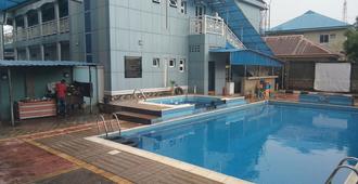 Ozom Hotel - Enugu - Pool