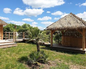 Domaine Ecôtelia - Cazats - Extérieur
