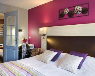 Logis Hotel Restaurant L'Escapade - Argenton-sur-Creuse - Bedroom