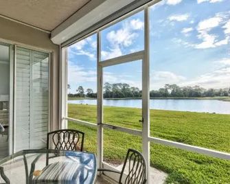 Bologna Golf Condo in the Lely Resort - נייפלס - מרפסת