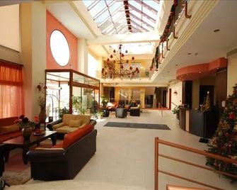 4 Epoxes Hotel Spa - Loutraki - Hall