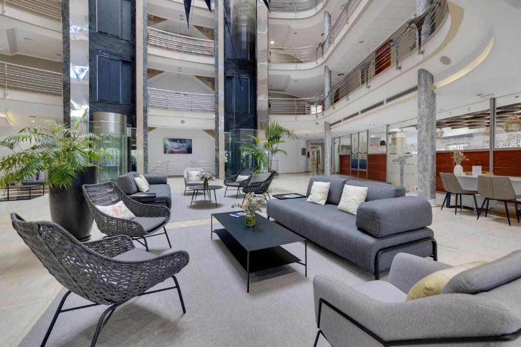 سبا دانية دينيا - دينايا - ردهة