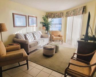 Spectacular Beachfront Condo-Private Beach/No Fees - Saint Pete Beach - Living room