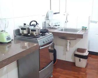 200. Hermoso Departamento en Chorrillos - Magdalena - Kitchen