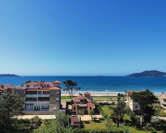 Hotel Miramar - Bayona - Strand