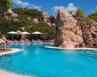 D Resort Ayvalik Murat Reis - Ayvalık - Pool