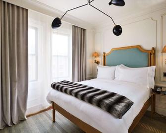 The Marlton Hotel - New York - Bedroom