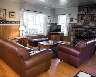 Sleepy Forest Cottages - Big Bear Lake - Living room
