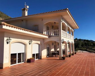 Superb Villa With Private Pool With Breathtaking View! - Jijona - Edificio