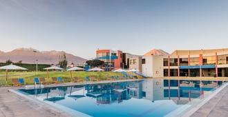 Dm Hoteles Arequipa - Arequipa - Pool