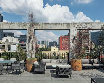 Casa Londres by Kukun - Mexico City - Patio